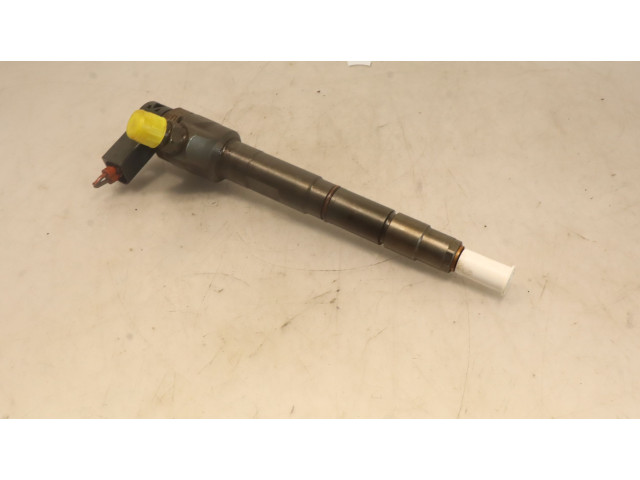 Форсунка 0445110369    Volkswagen PASSAT B7  CFGB 