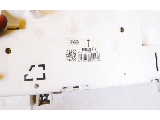 Панель приборов 8100A929, 8100A929 Mitsubishi Colt