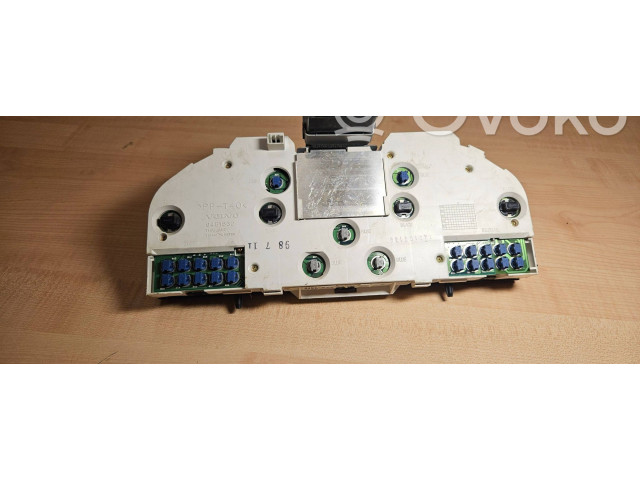 Панель приборов 9451530   Volvo S70  V70  V70 XC       