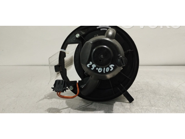 Вентилятор печки 1K1820015Q, N998923D Audi Q3 8U