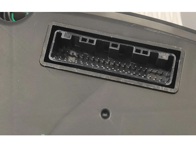 Přístrojová deska SsangYong Tivoli 2017 8021035100, X010