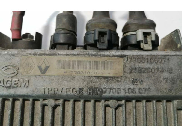Řídící jednotka 7700106071, CENTRALITAMOTORUCE Renault Espace - Grand espace V