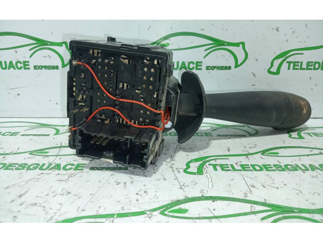 Переключатель дворников E11811220 Dacia Logan II