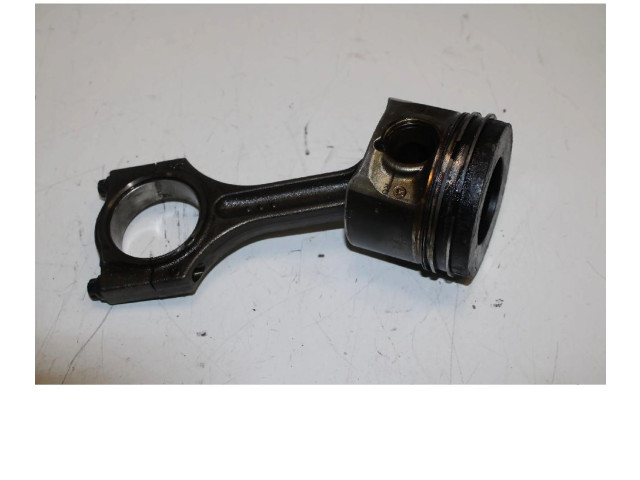 Поршень с шатуном N47C20A Mini One - Cooper Coupe R56