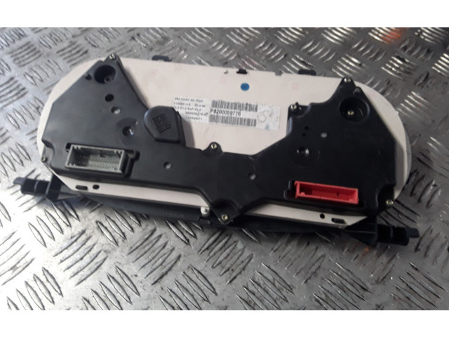 Панель приборов 8200059776 Renault Clio II