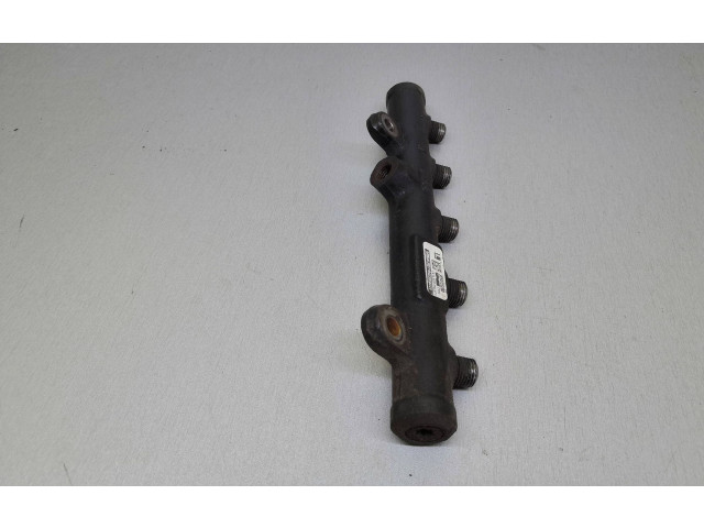 Vstřikovací lišta 9654726280, 110423858226 Volvo S40