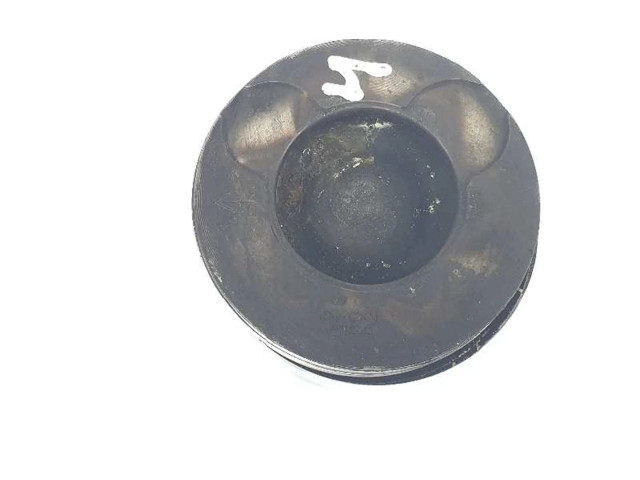  Поршень с шатуном  1231983, 3M5Q6K108BA  Ford Galaxy для дизельного двигателя 2.0