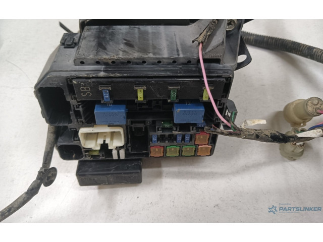 Блок предохранителей    Suzuki Jimny    