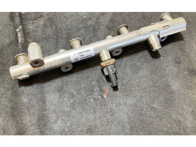 Vstřikovací lišta A2820703900, 2202222689 Mercedes-Benz CLA C118 X118