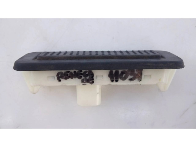 Ручка (задней крышки)