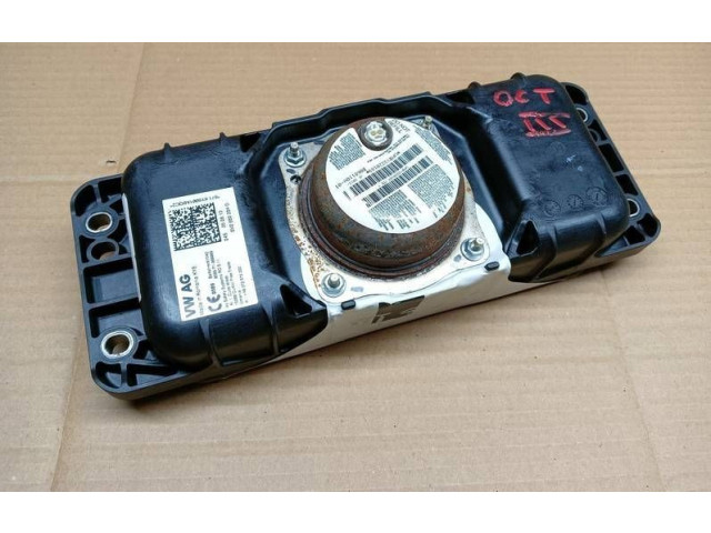 Подушка безопасности пассажира 8V0880204D   Audi A3 S3 8V