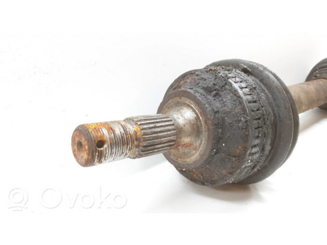 Передняя полуось