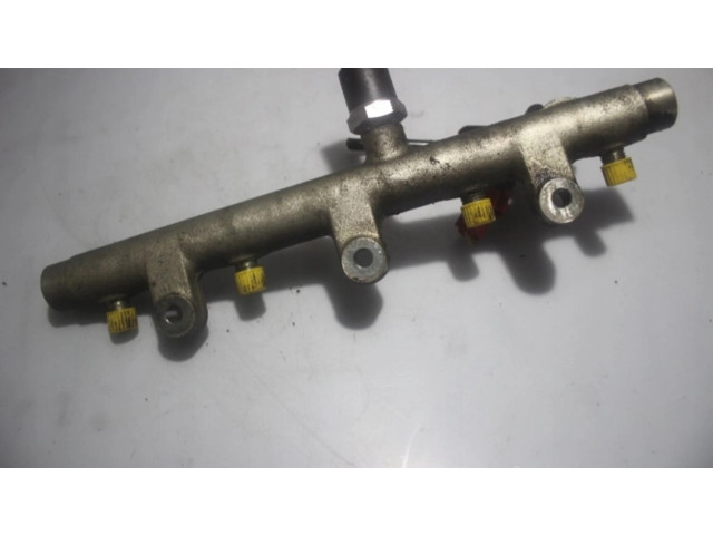 Магистральная трубка топлива