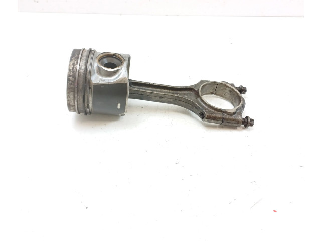 Píst Volvo S90, V90 D4204T14