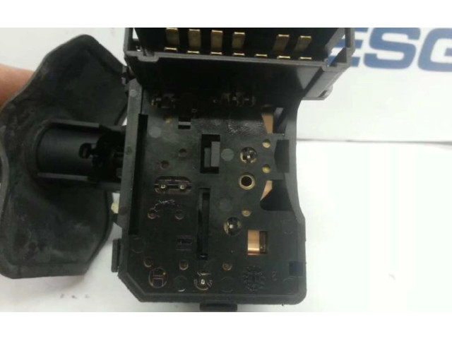 Переключатель дворников 8200213173 Dacia Logan I