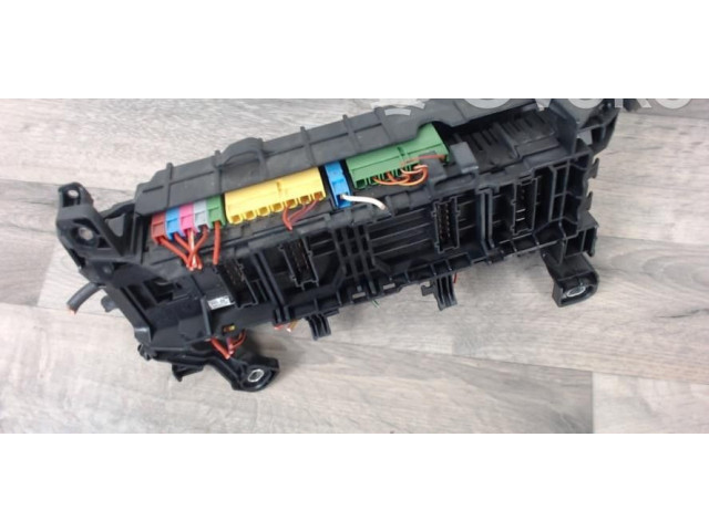 Блок предохранителей  2465401850, 2465401850   Mercedes-Benz A W176    