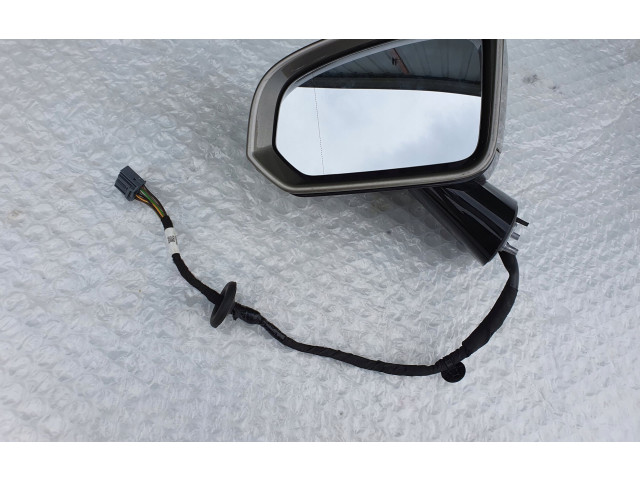 Зеркало электрическое Volvo XC40 - года