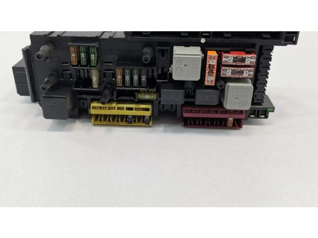 Pojistková skříňka 2049060205 Mercedes-Benz C W204 2013