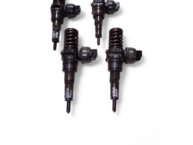 Vstřikovač 038130073AG, 0414720215 Seat Altea XL BXE