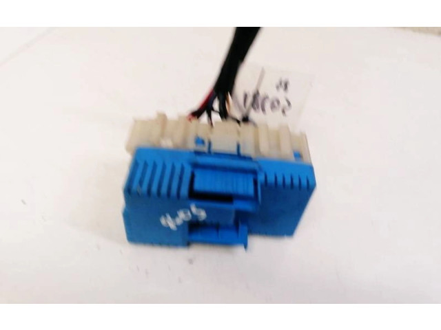 Блок предохранителей Volvo S80