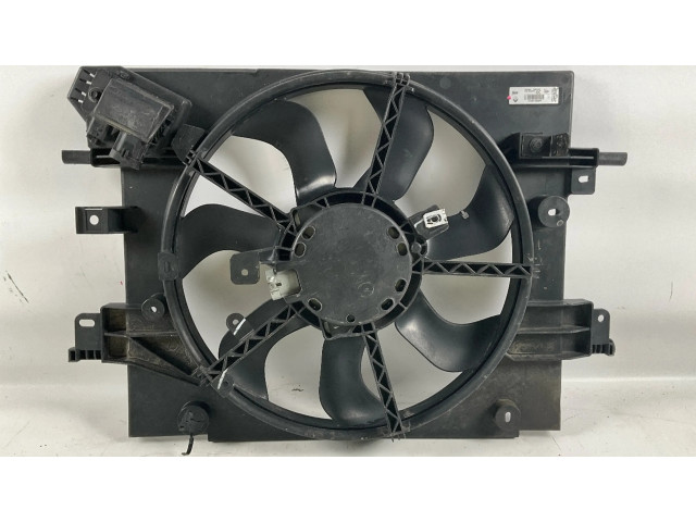 Вентилятор радиатора 214811626R Dacia Duster 1.2