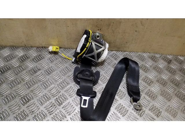 Передний ремень безопасности