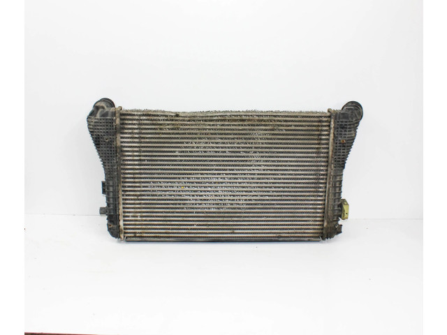 Интеркулер  1K0145803BM   Volkswagen Caddy 