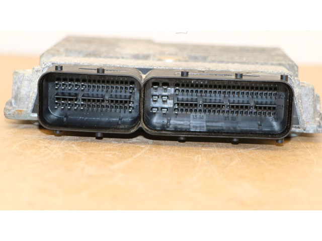 Řídící jednotka 03F906070L, 5WP44790   Volkswagen Caddy 2012