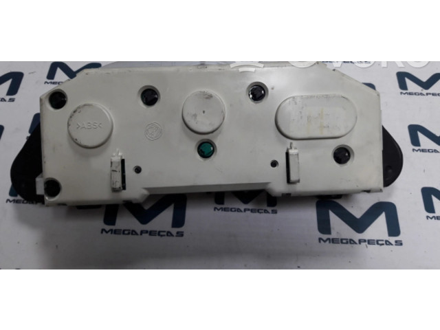 Панель приборов    Alfa Romeo 145 - 146       