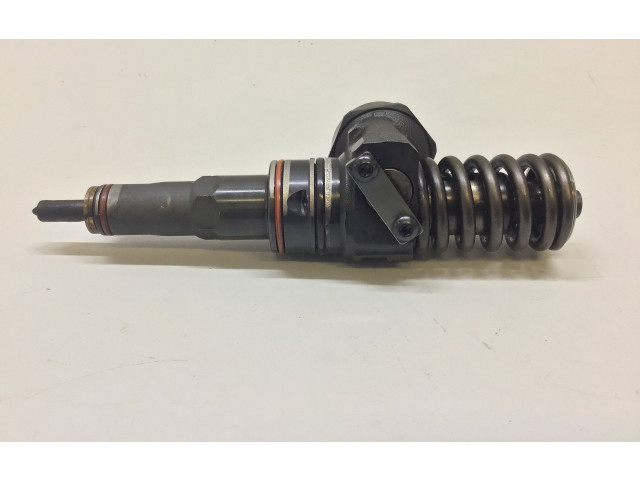 Vstřikovač 045130073T, 0414720035   Volkswagen Polo III 6N 6N2 6NF     