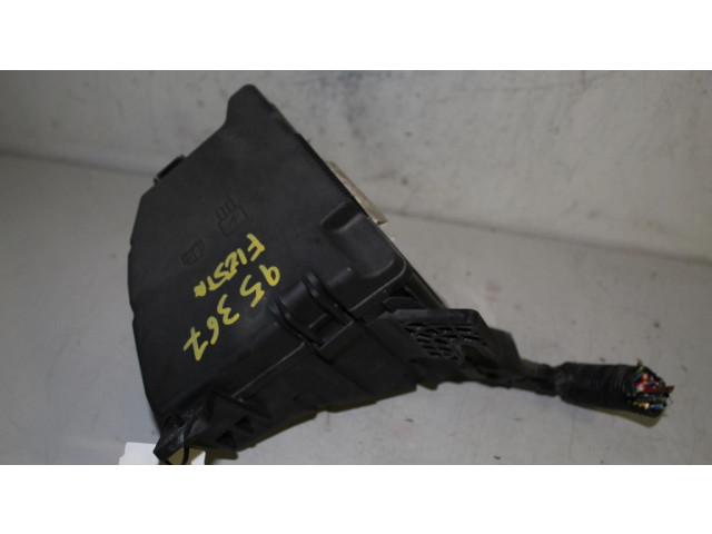 Блок предохранителей Ford Fiesta