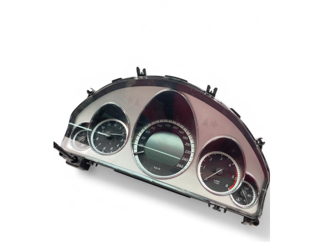 Přístrojová deska Mercedes-Benz E C207 W207 2011 A2129004904