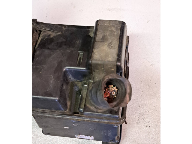 Блок предохранителей 5243290 Saab 9-5