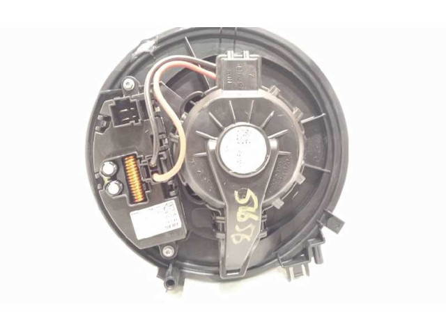 Вентилятор печки    5WB819015, 5Q0907521F   Skoda Kodiaq