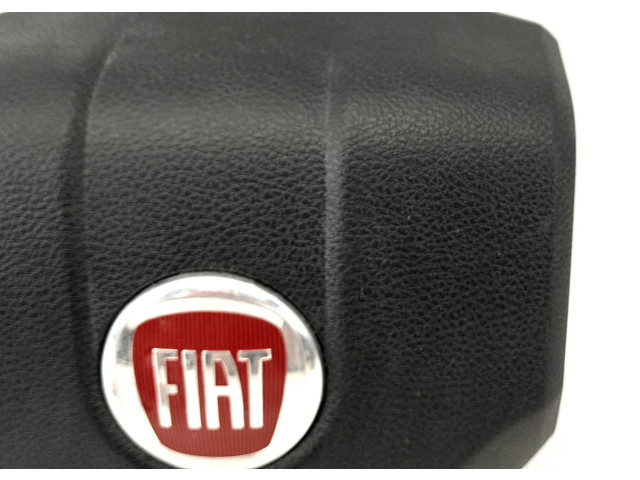 Подушка безопасности водителя P1TP76DX9AE, P1TP76DX9AE Fiat Freemont