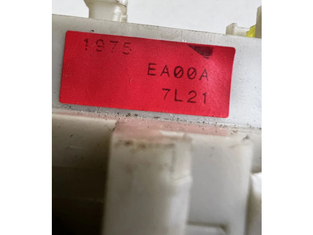 Pojistková skříňka 1975EA00A Nissan Navara D40 2007