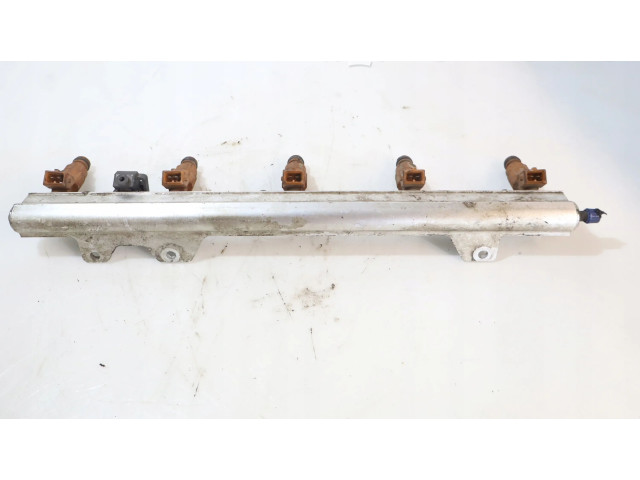 Топливная рампа    Volvo XC90  