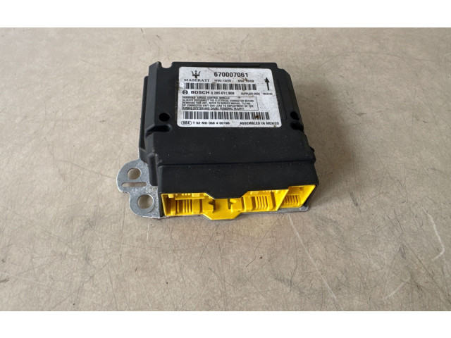 Блок подушек безопасности 670007061 Maserati Ghibli