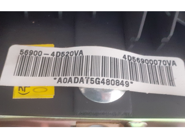 Přístrojová deska KIA Carnival 2007 569004D520