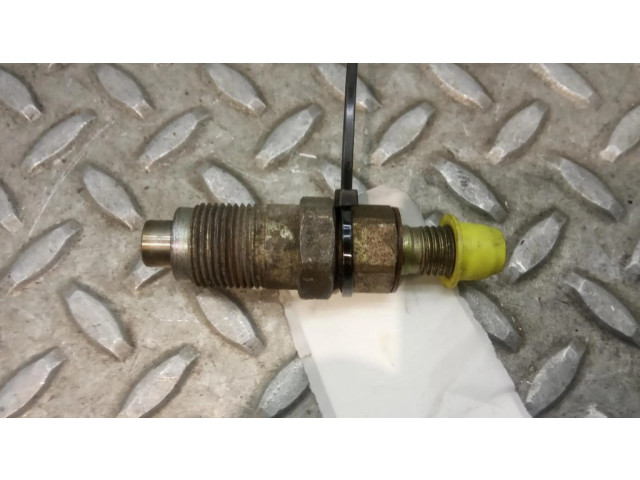 Vstřikovač 0050T Nissan Terrano pro naftový motor 2.7