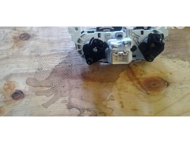 Блок управления климат-контролем 275102784R   Dacia Lodgy