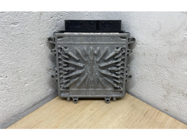 Блок управления двигателя P31303388, 0281015286 Volvo S80