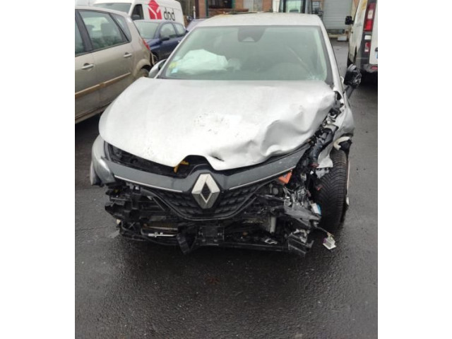 Генератор 231003676R Renault Clio V