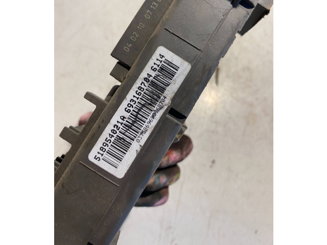 Pojistková skříňka B010105300, 42942761 BMW X5 E70 2009