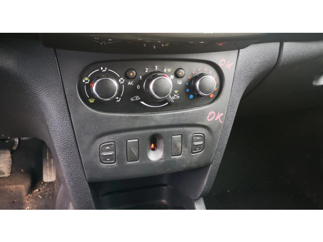 Блок управления климат-контролем XE1074176   Dacia Logan II