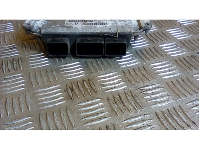 Блок управления двигателя 0281012462 Citroen C8