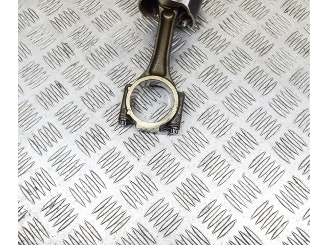 Píst 03G107065J, 038198401D Volkswagen PASSAT B6 pro naftový motor 2.0 BKP