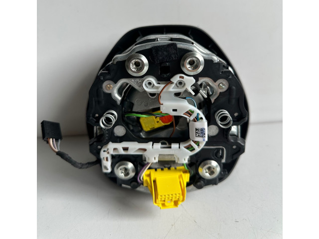 Подушка безопасности водителя 5G0880201C Volkswagen Golf Sportsvan