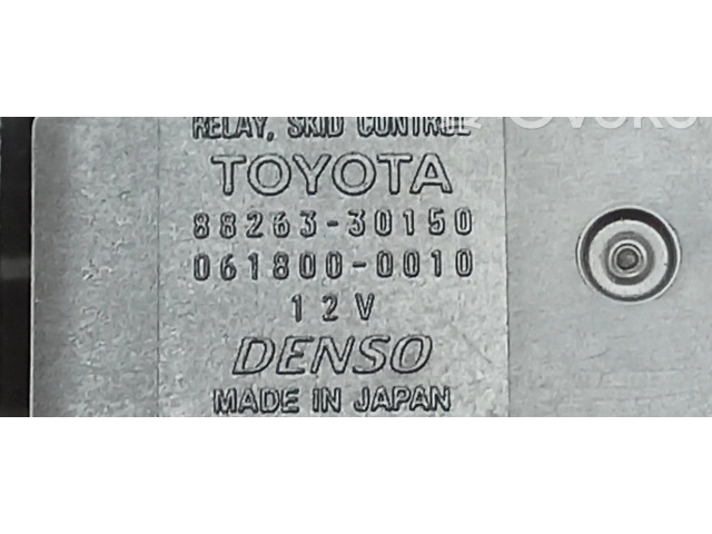 Блок предохранителей  88263300150, 0618000010   Lexus LS 430    