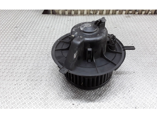 Вентилятор печки 1K1819015 Volkswagen Caddy